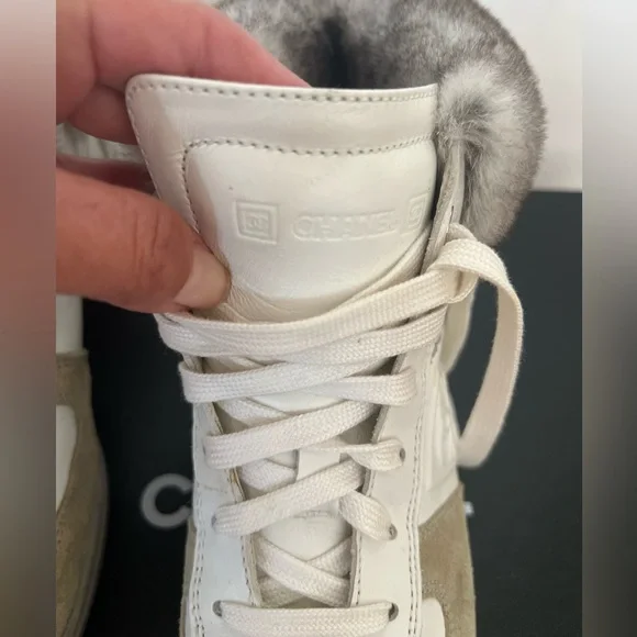 Vintage Chanel boots sneakers Italy size 38 real Fur Rare white Gray - Picture 7 of 12
